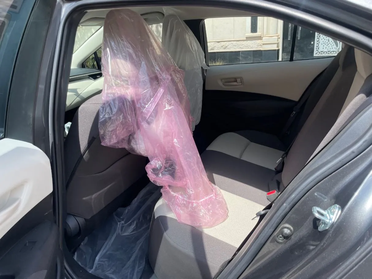 Car image 16