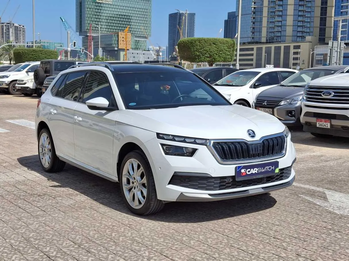 Car image 3