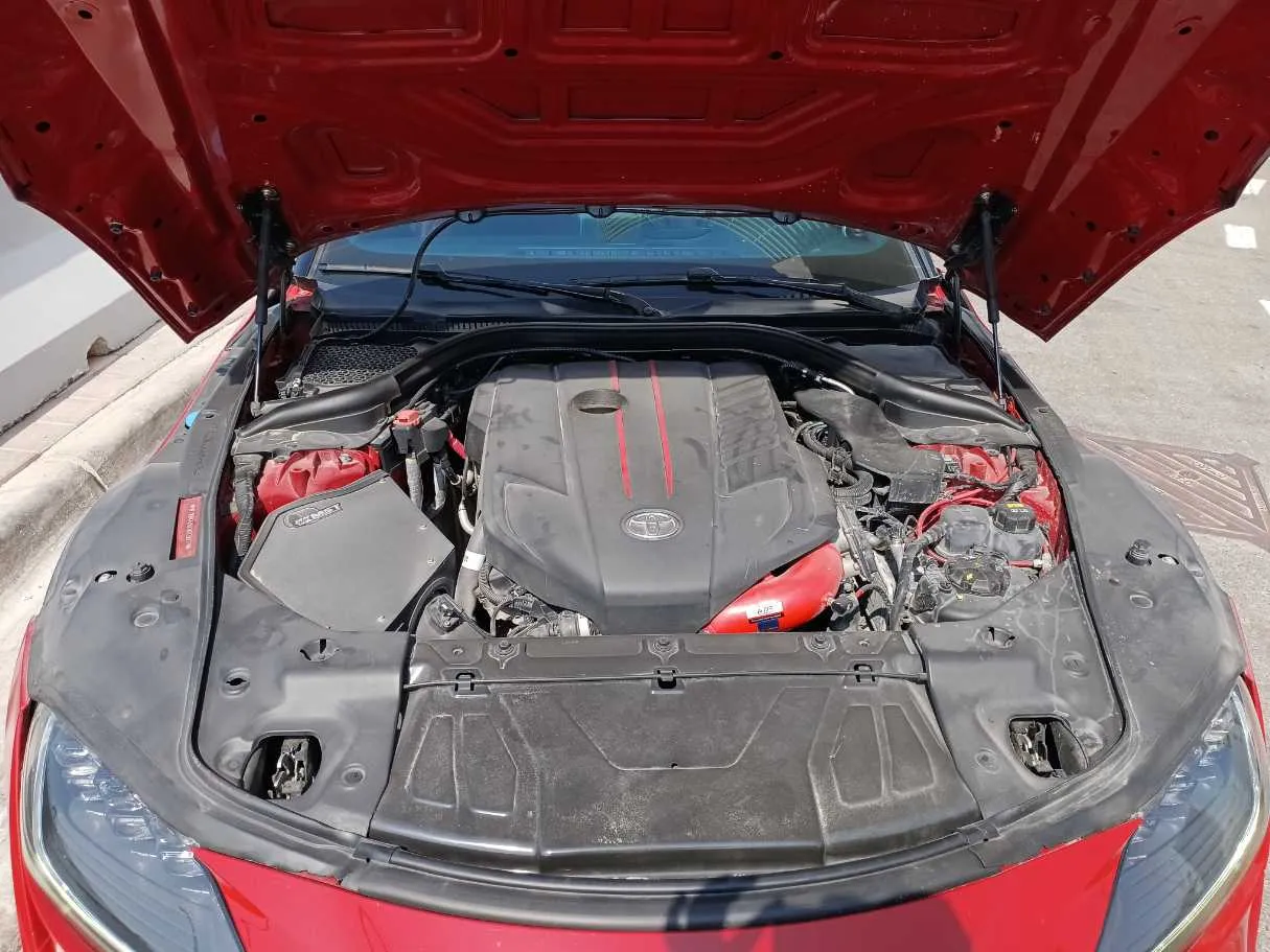 Car image 24
