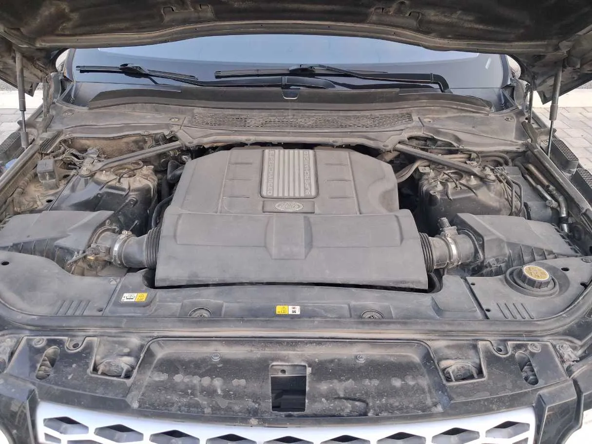 Car image 21