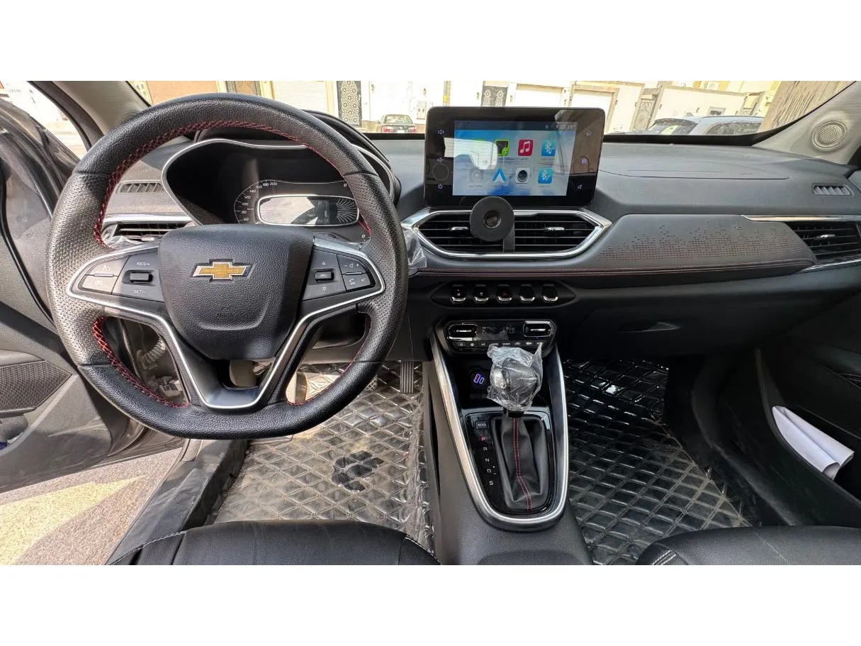 Car image 17