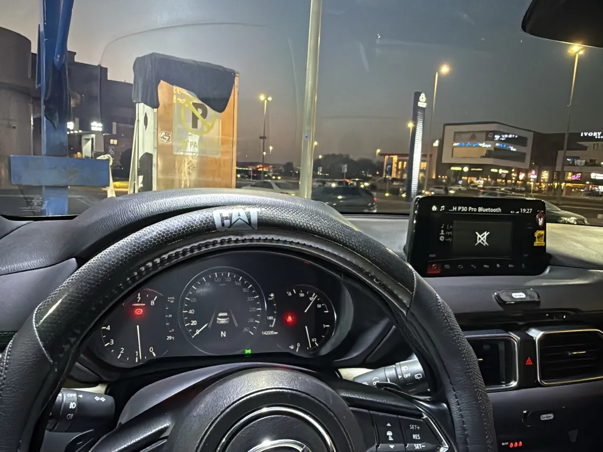 Car image 8