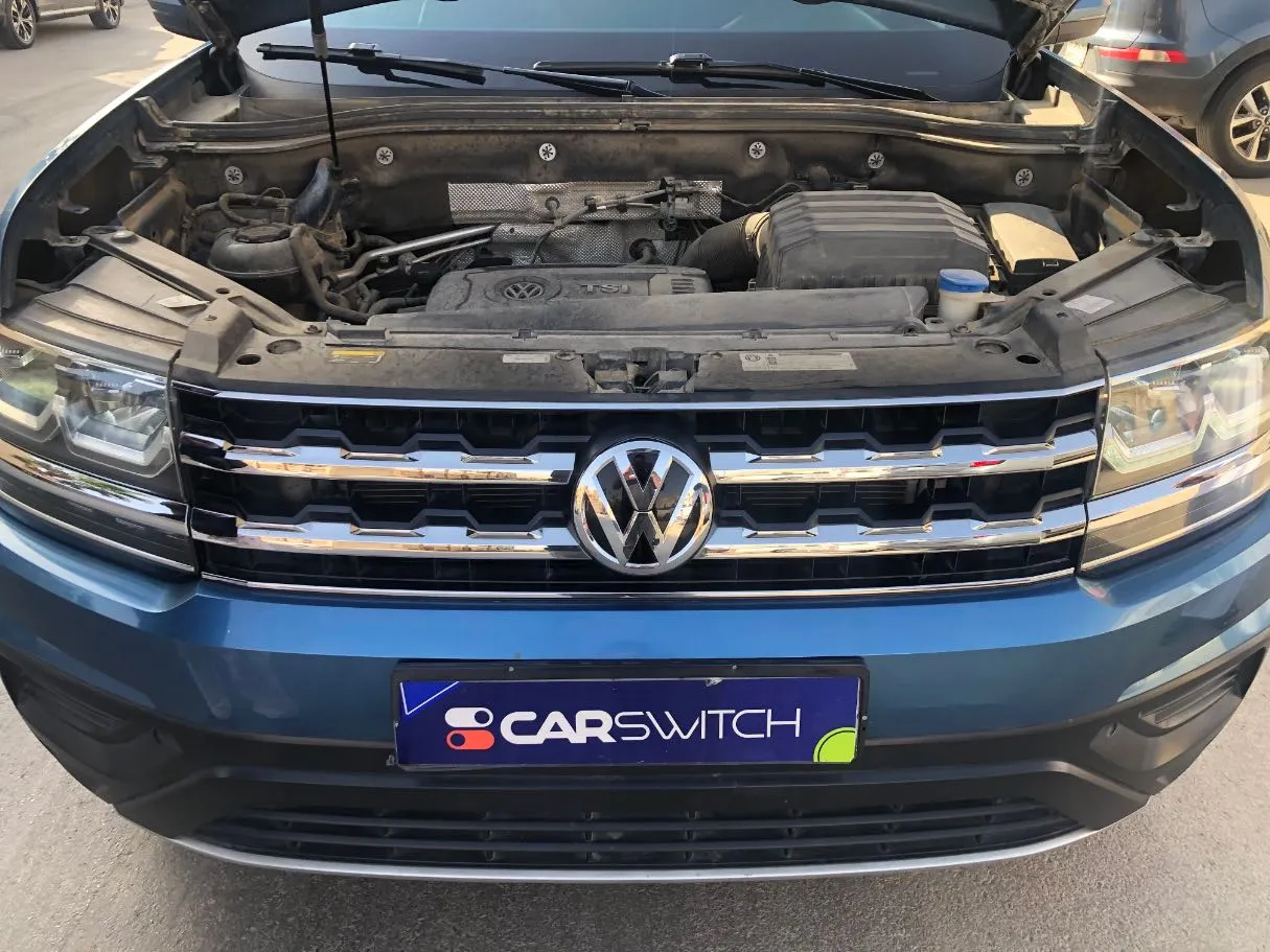 Car image 23
