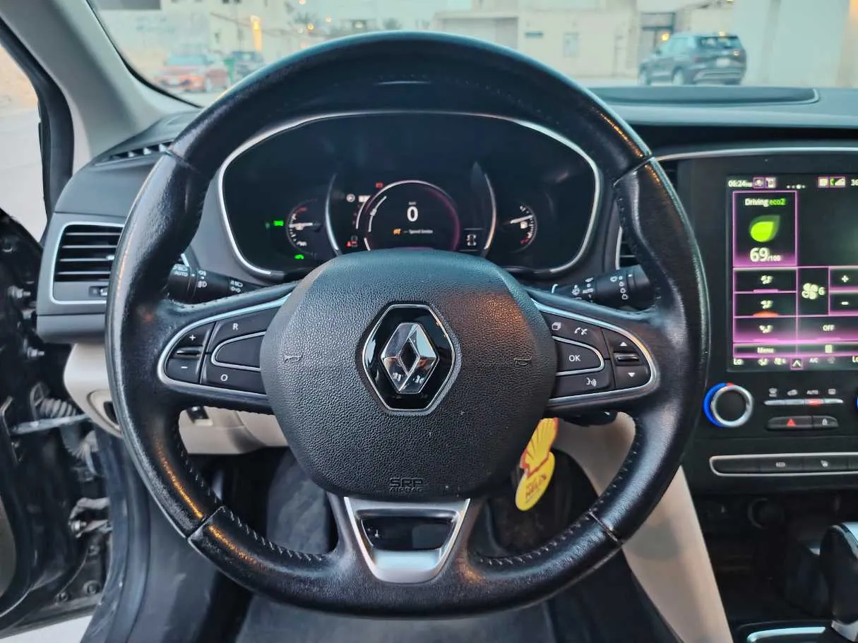 Car image 22