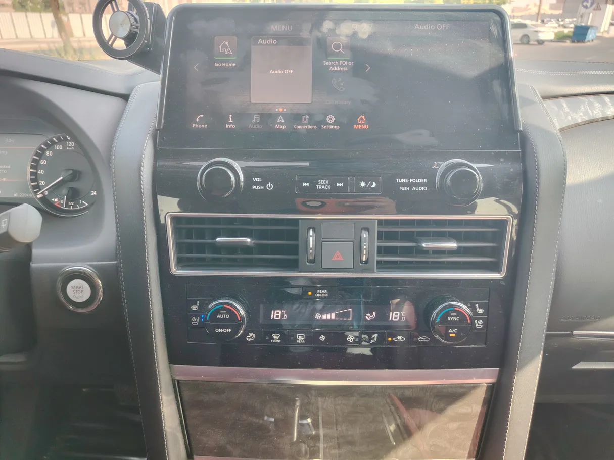 Car image 23