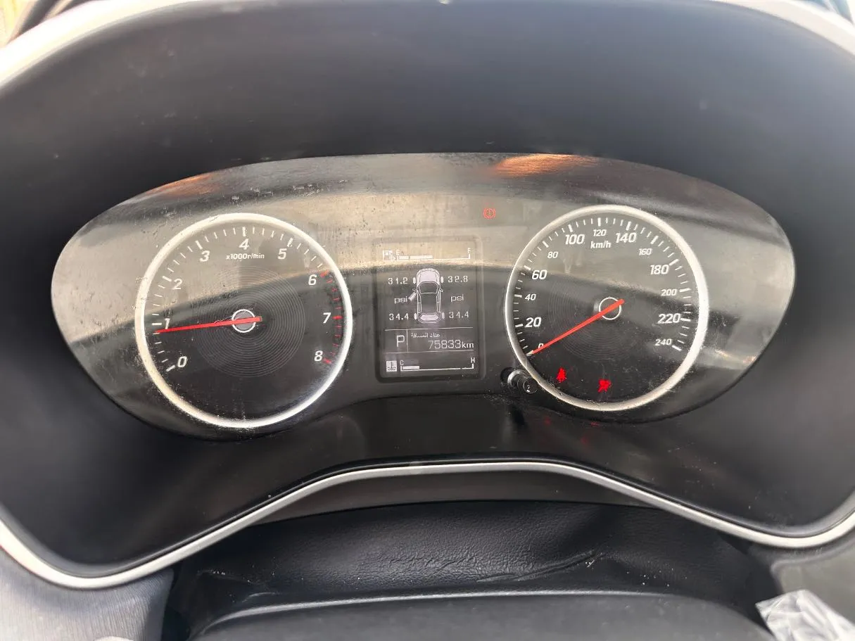 Car image 21
