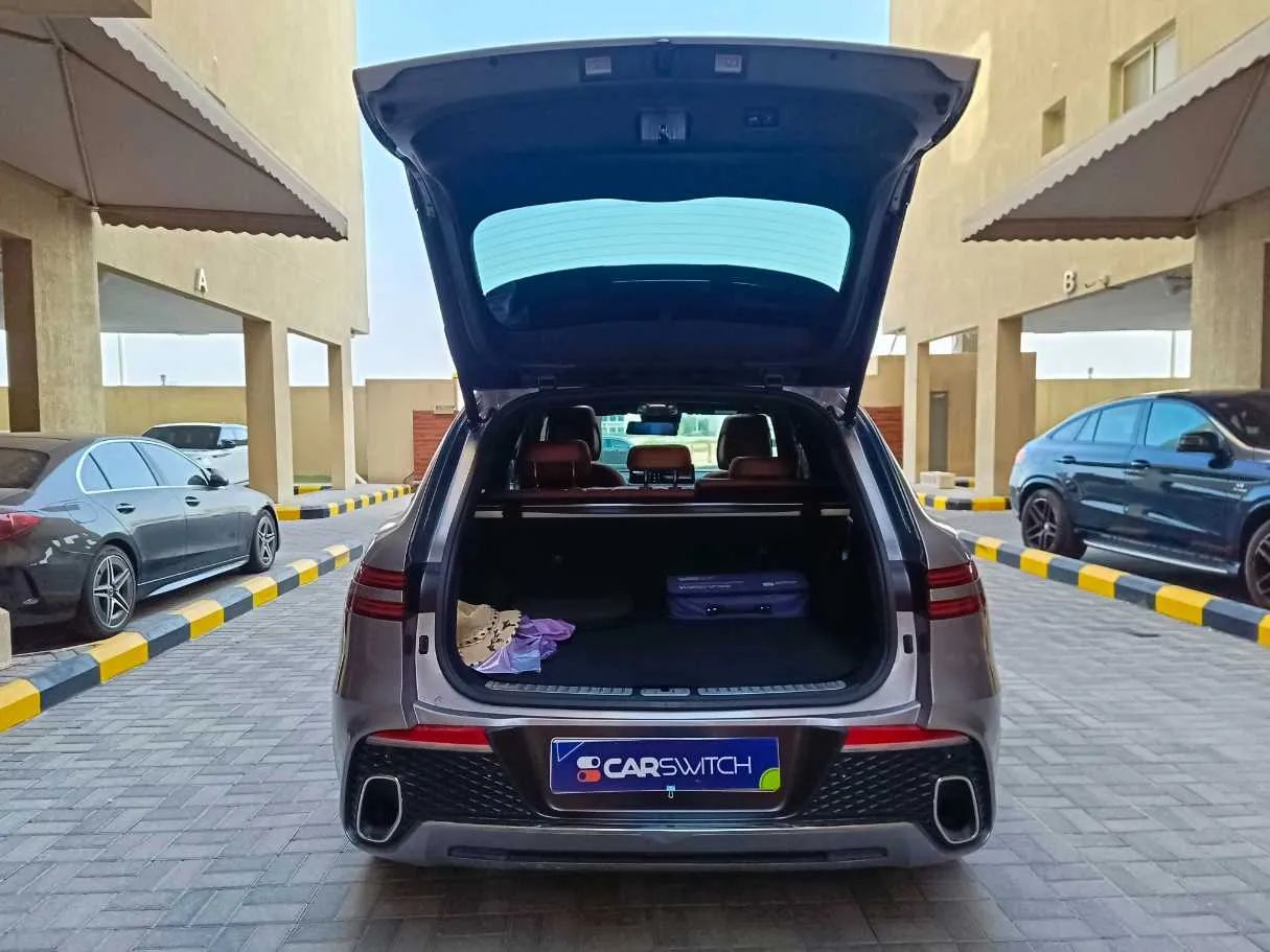 Car image 31