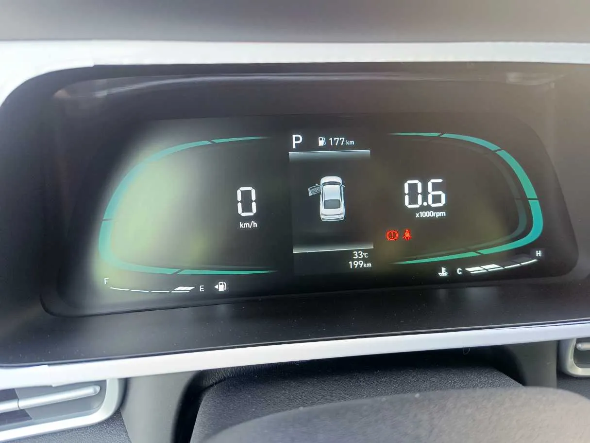 Car image 28