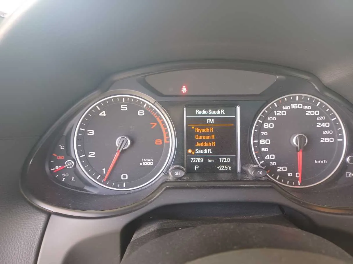 Car image 20