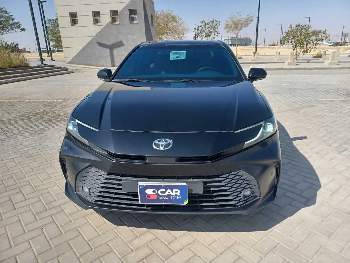 Car image 2