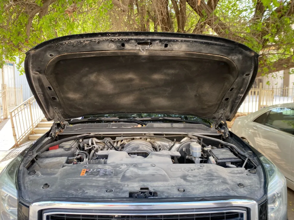 Car image 24