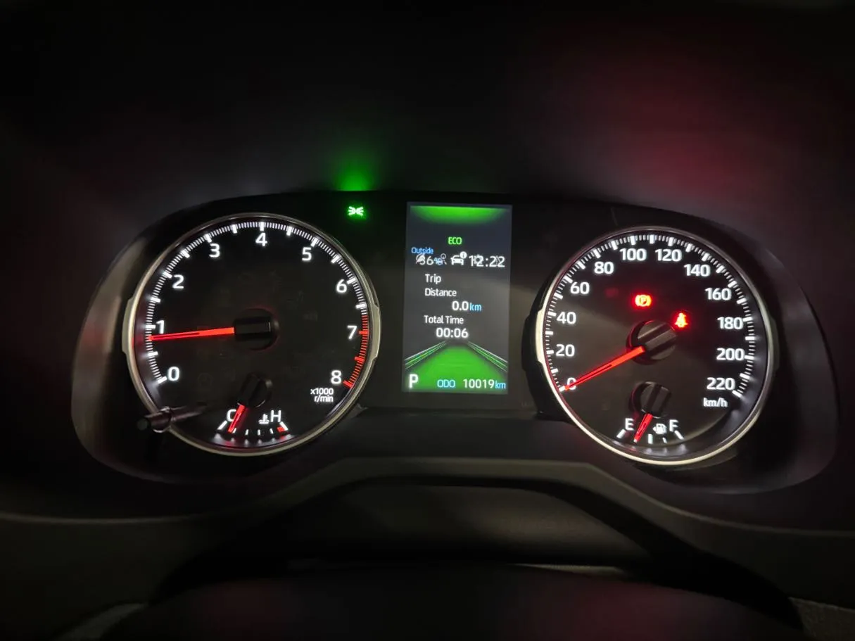 Car image 17