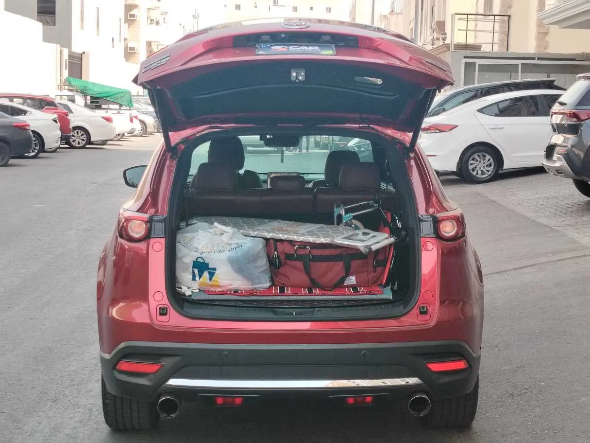 Car image 27