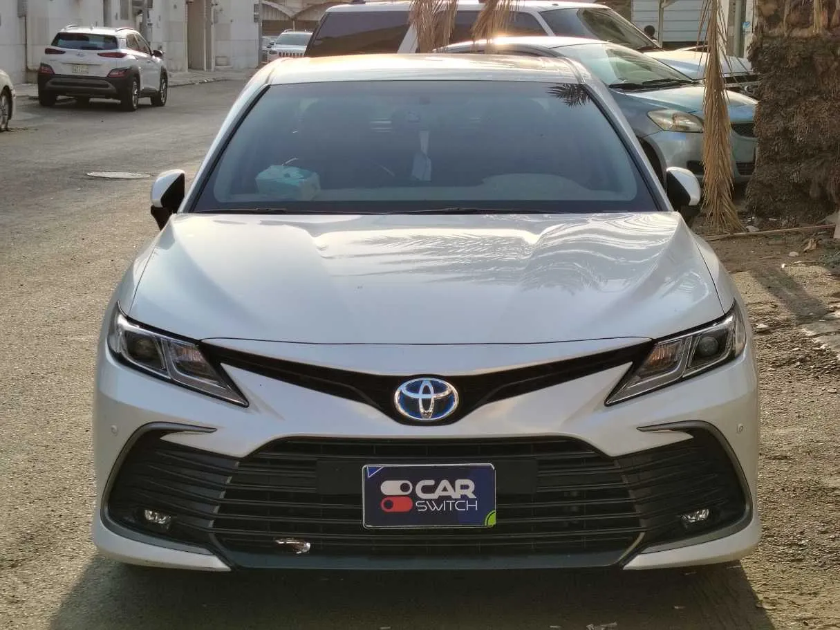 Car image 2