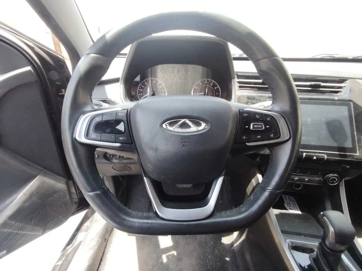 Car image 22