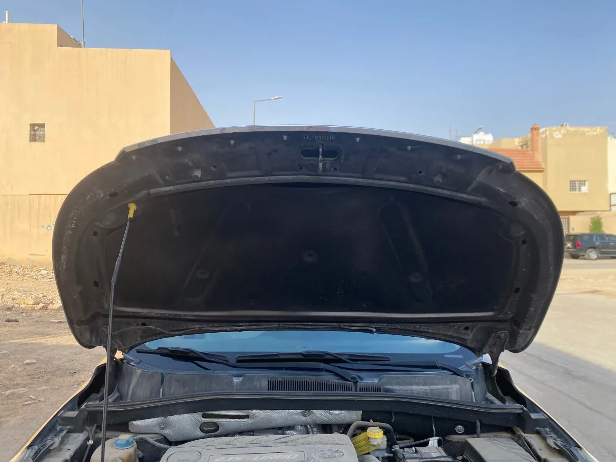 Car image 22