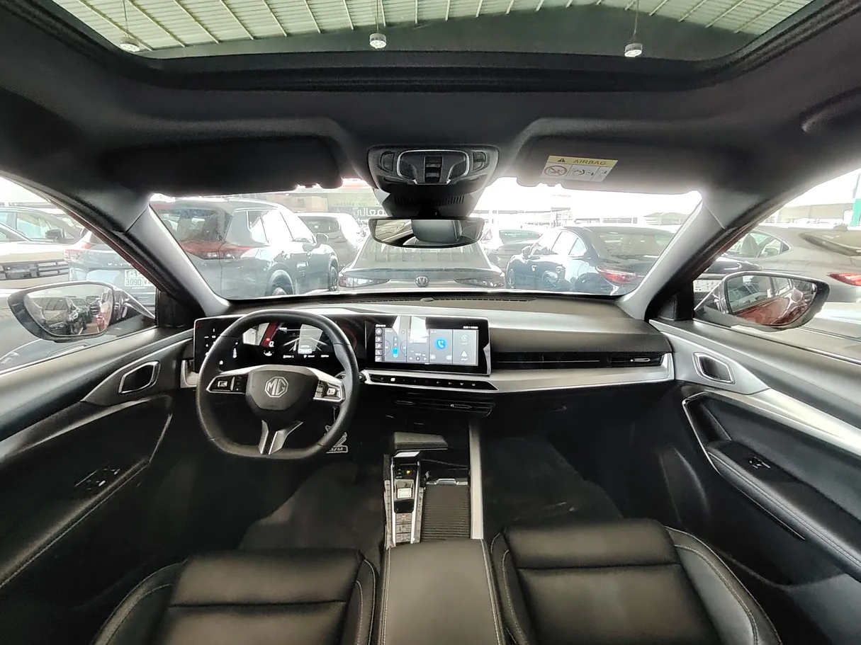 Car image 21