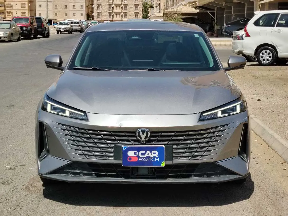 Car image 2
