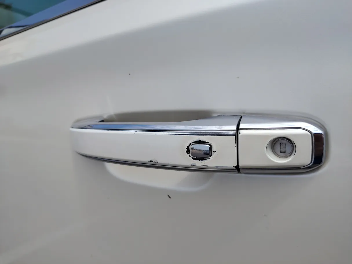 Car image 36