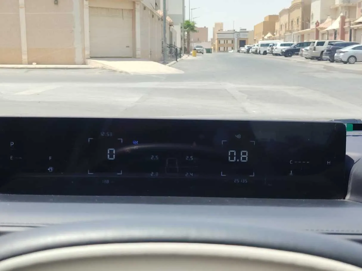 Car image 23