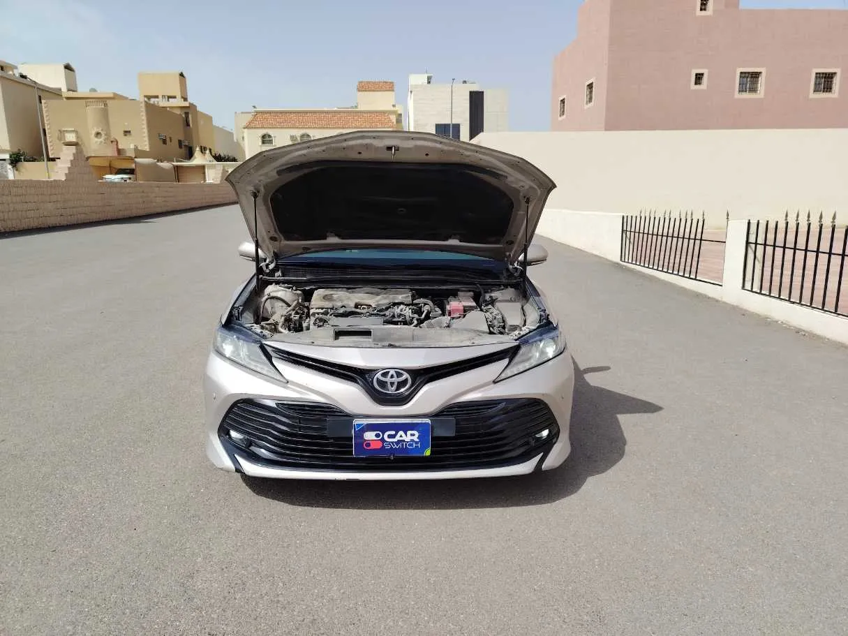 Car image 32