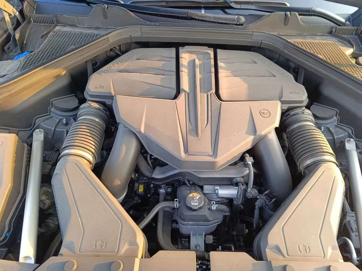 Car image 48