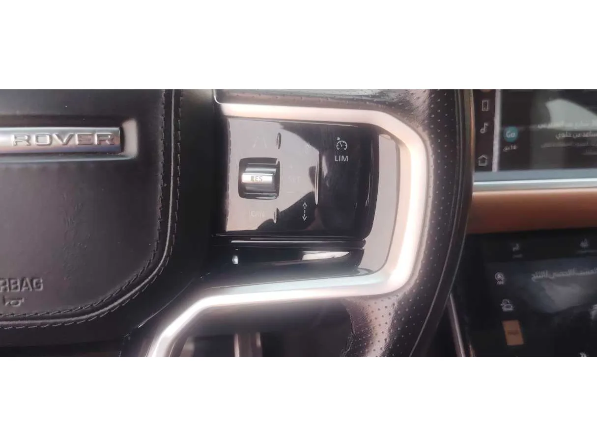Car image 22