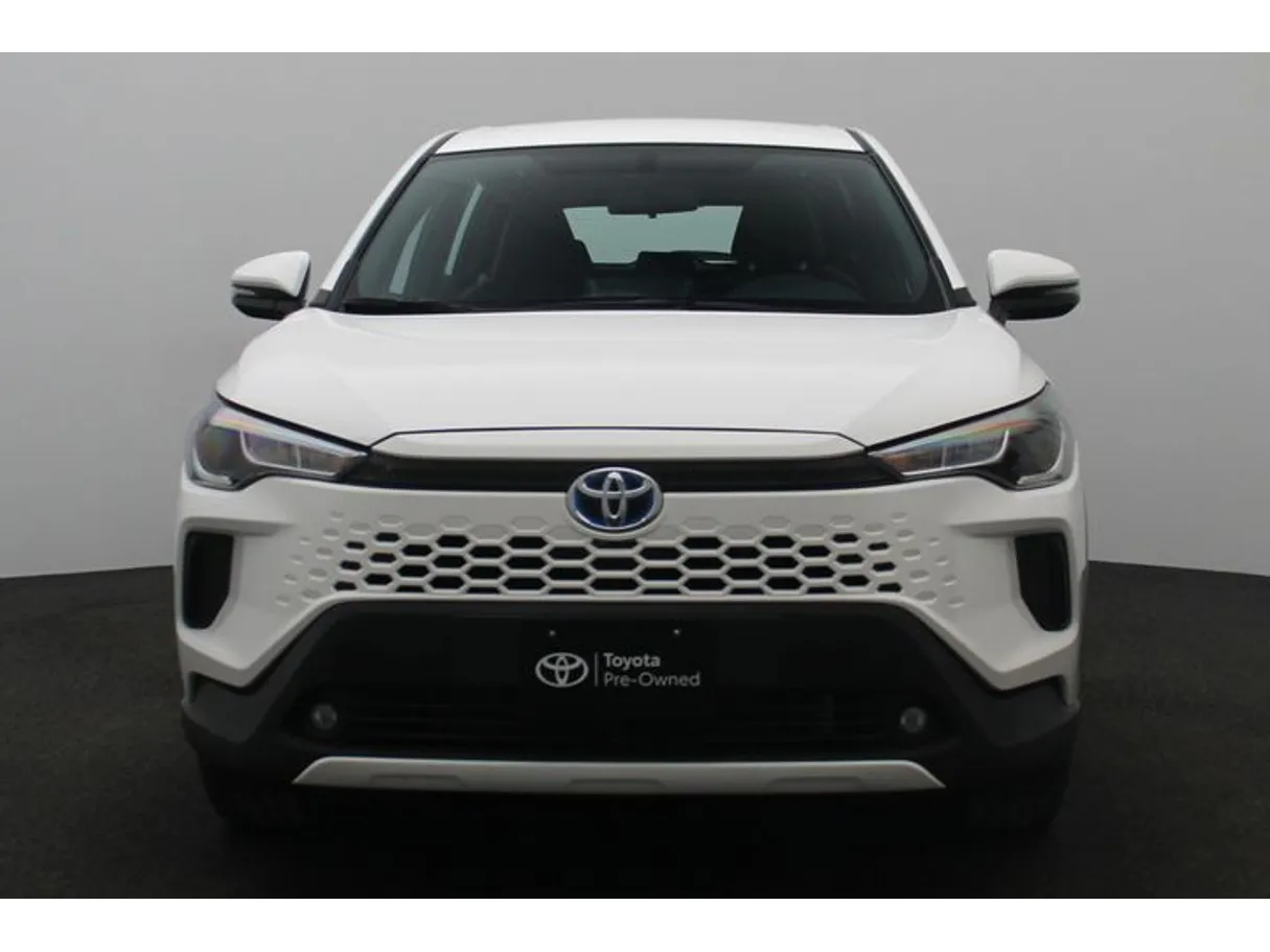 Car image 11