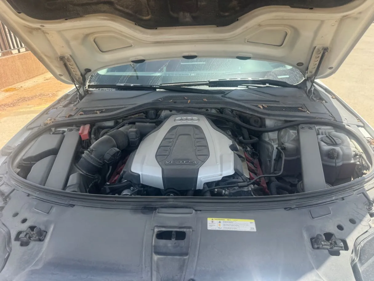 Car image 23