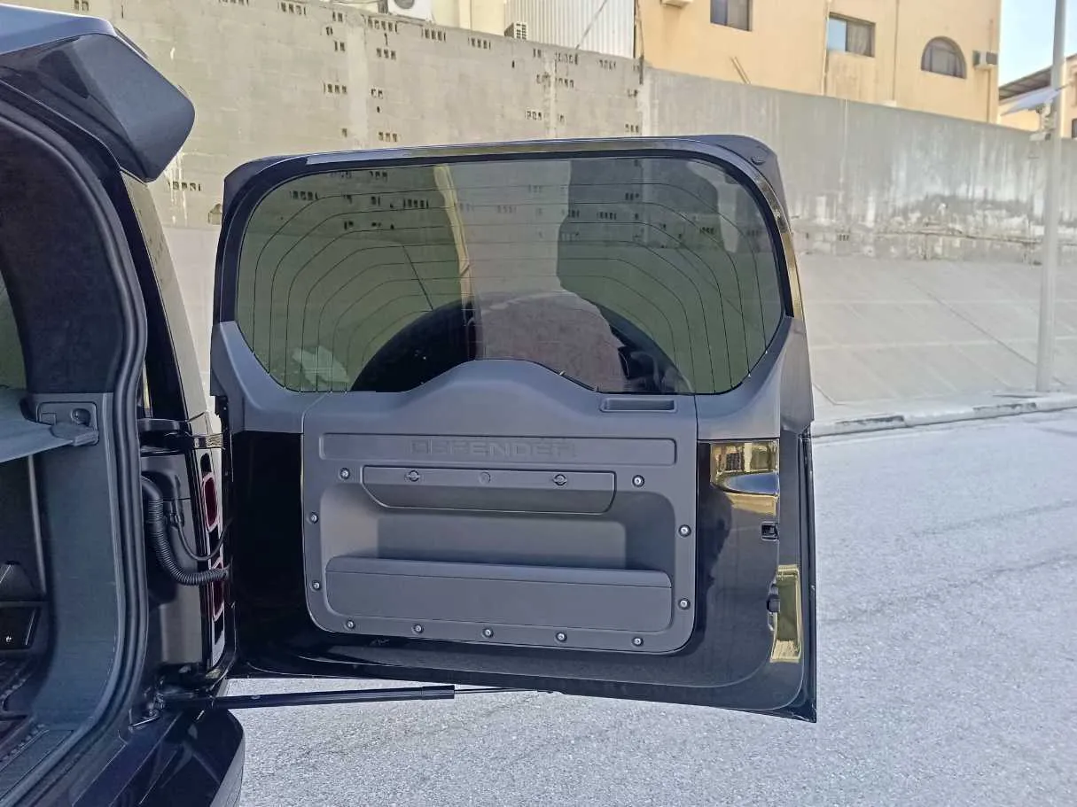 Car image 39