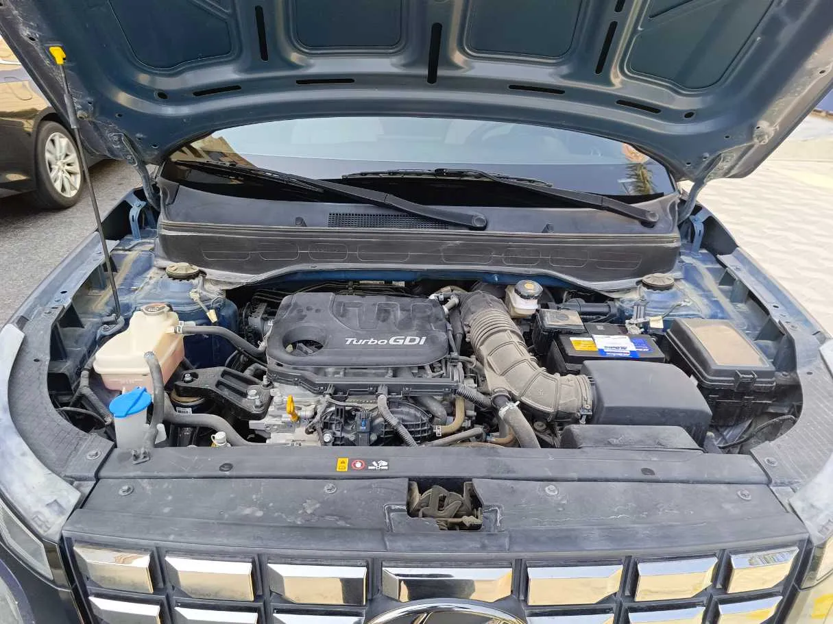 Car image 32