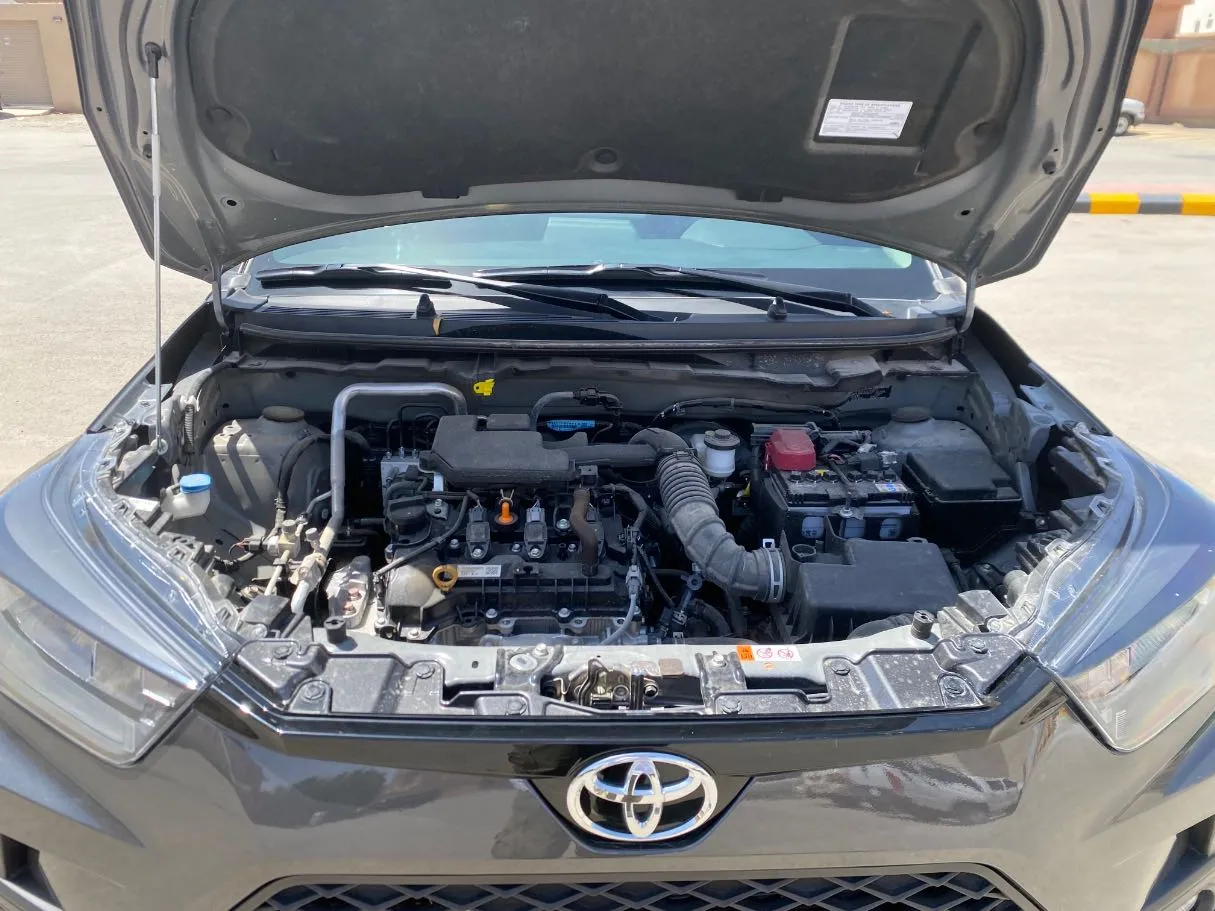 Car image 23