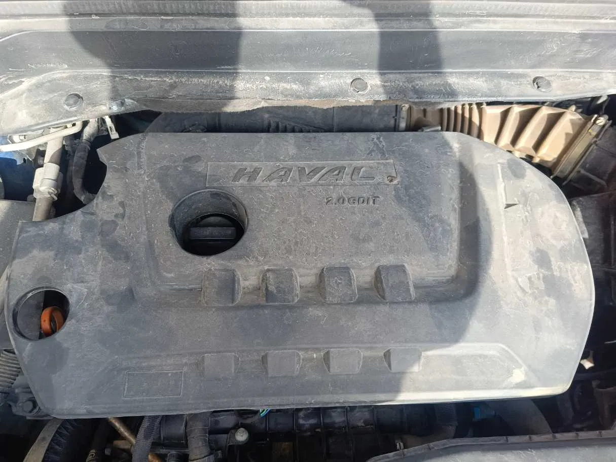 Car image 40