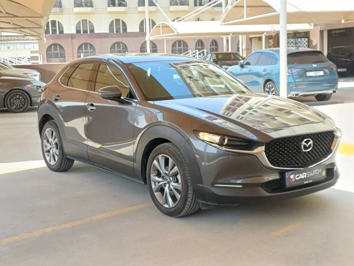 Car image 3