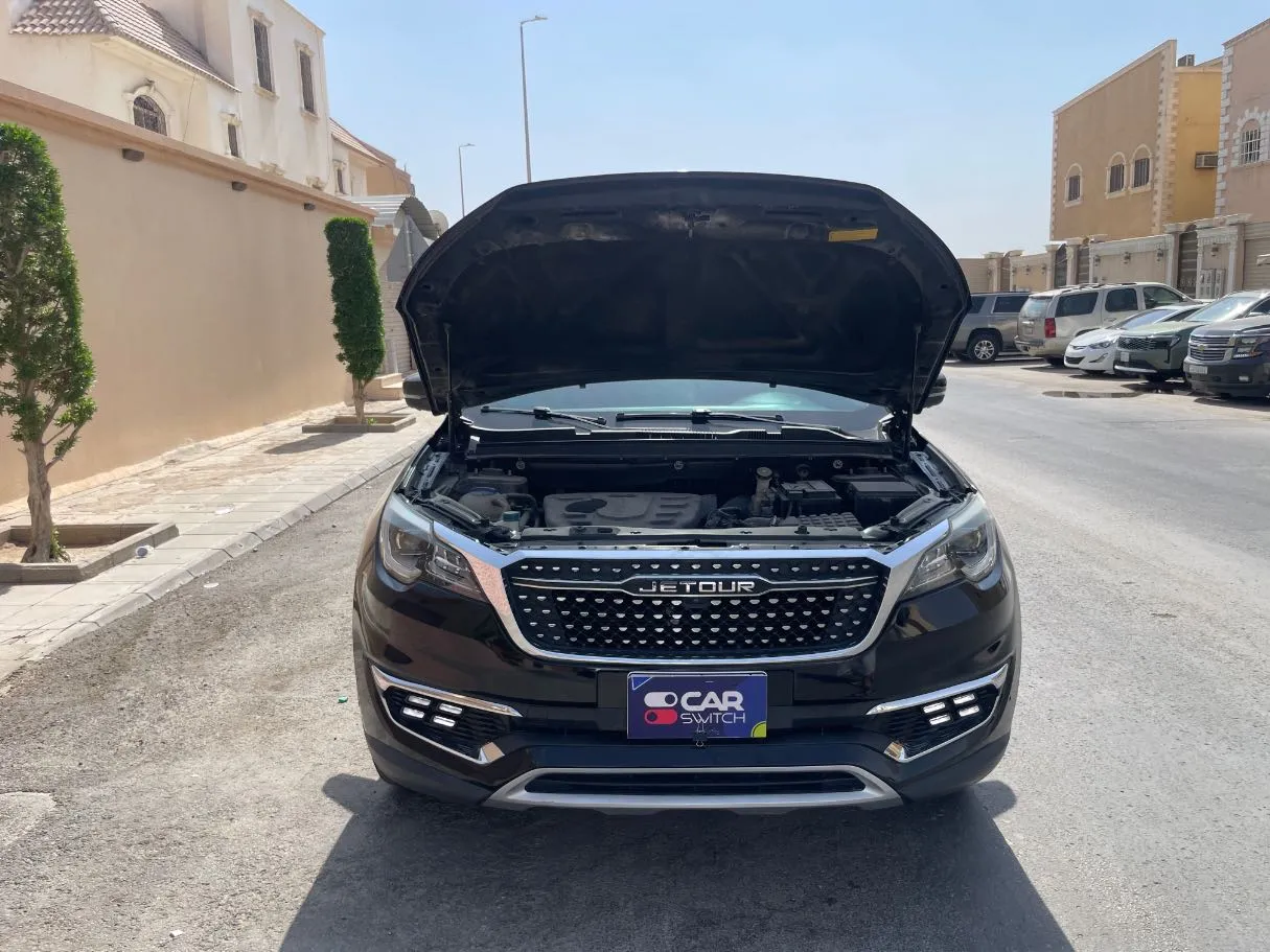 Car image 24