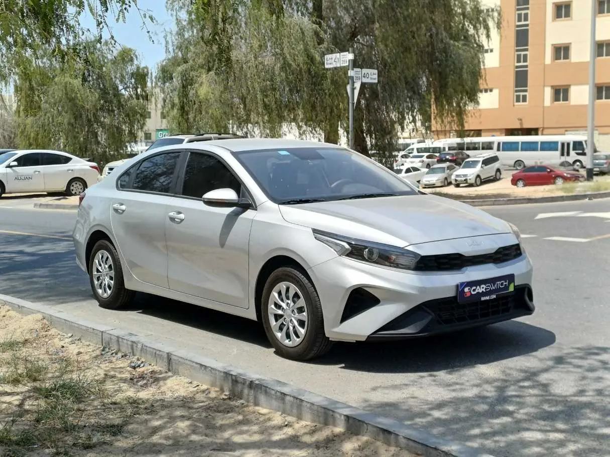 Car image 3