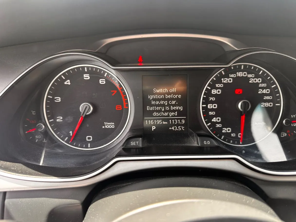 Car image 21