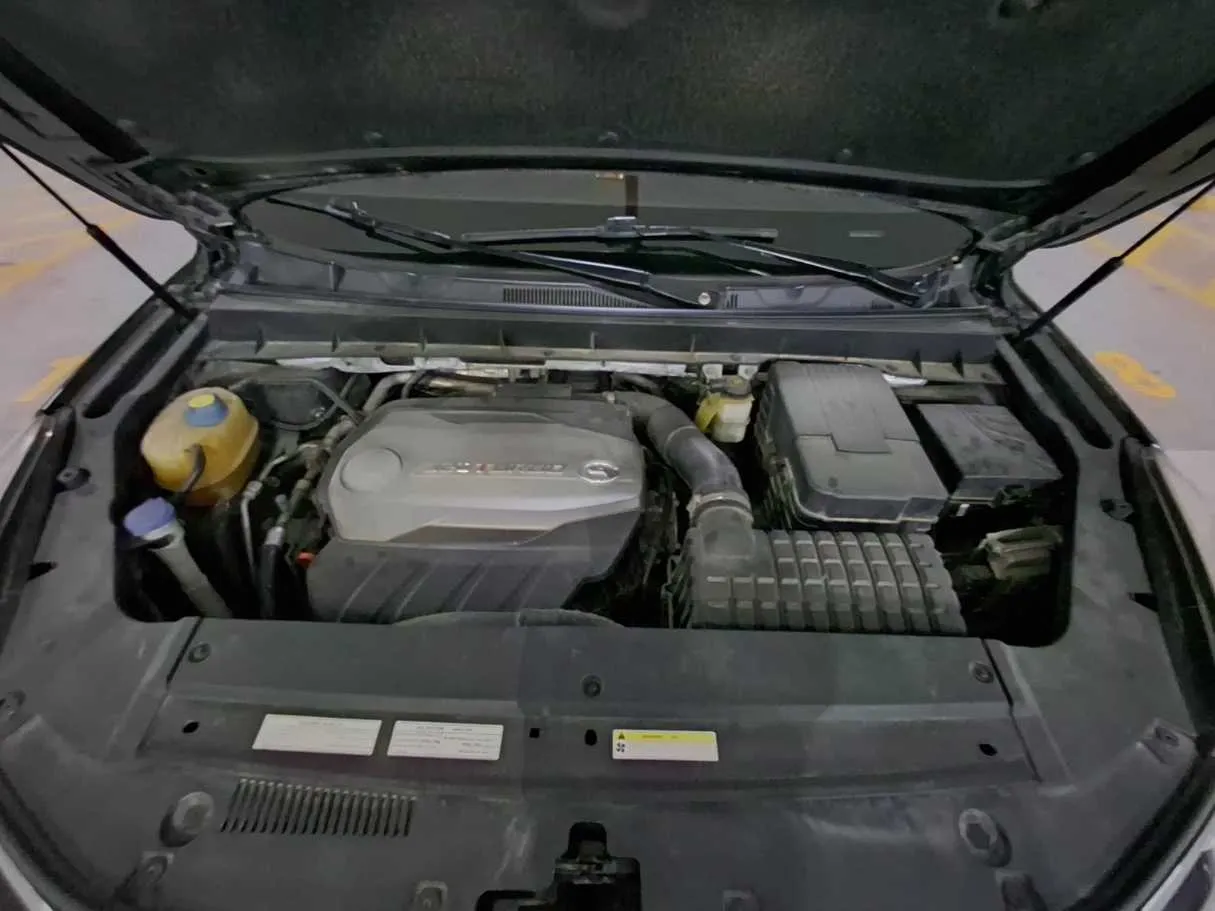 Car image 20