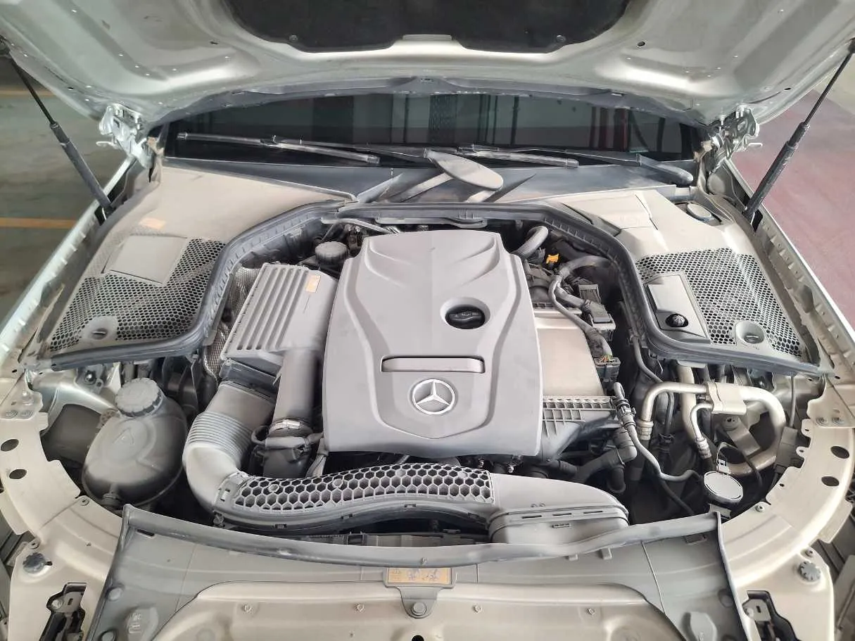 Car image 21