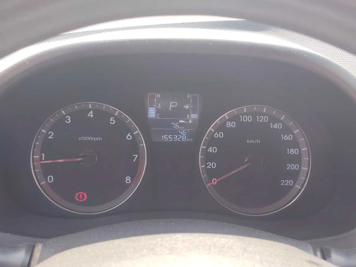 Car image 23