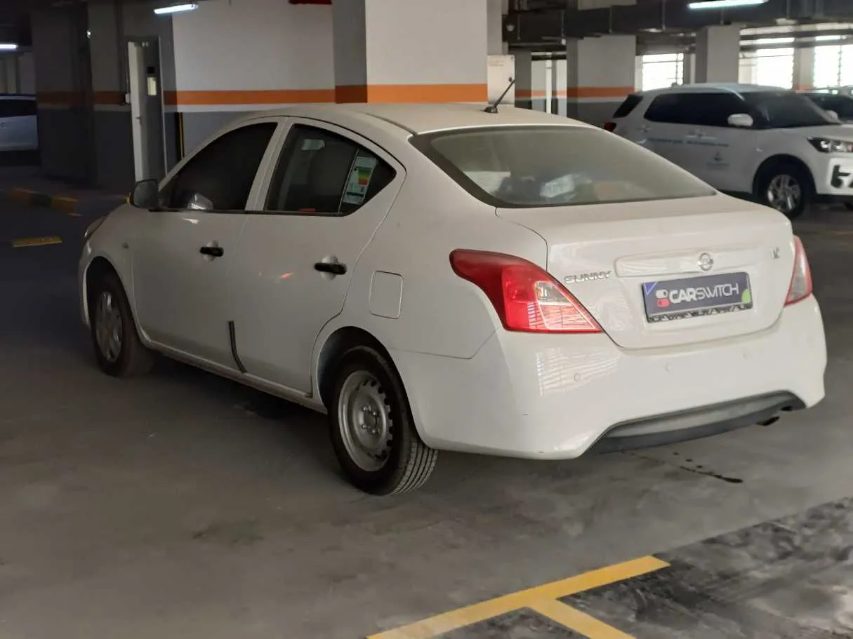 Car image 7