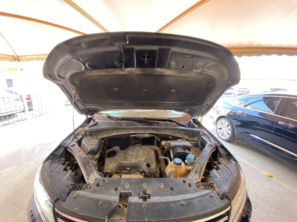 Car image 24
