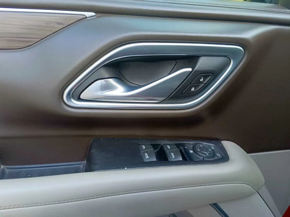 Car image 36