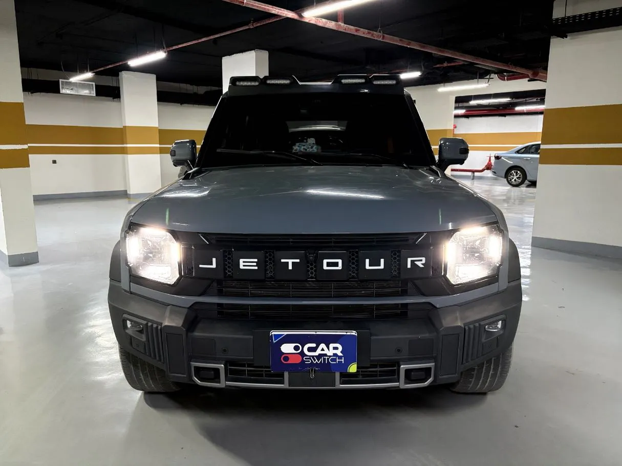 Car image 2