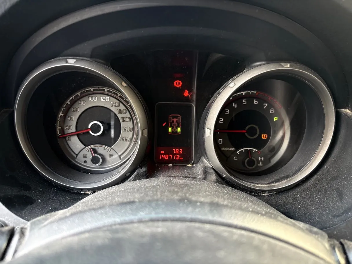 Car image 23
