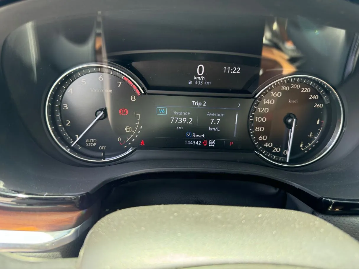 Car image 22