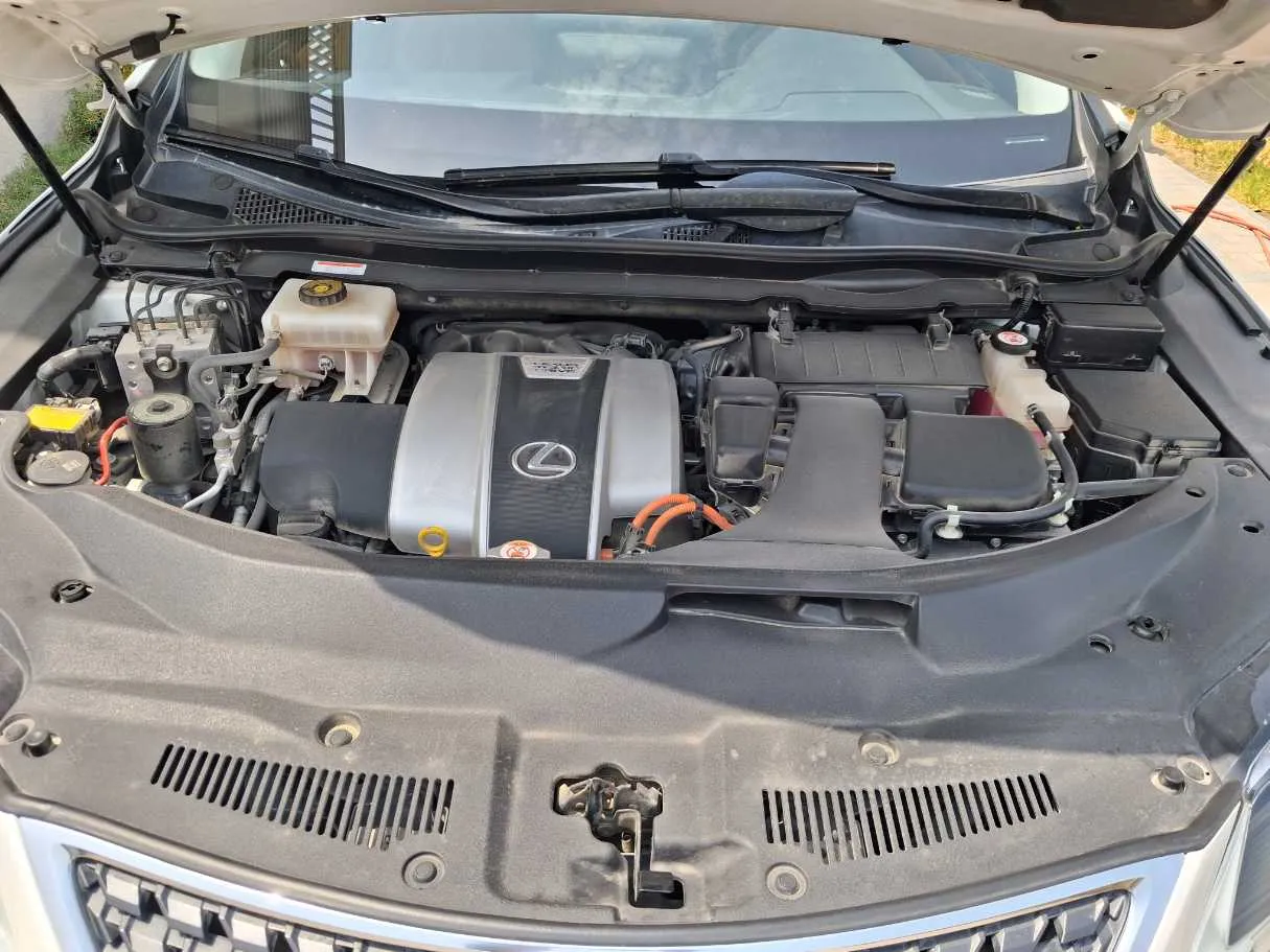 Car image 22