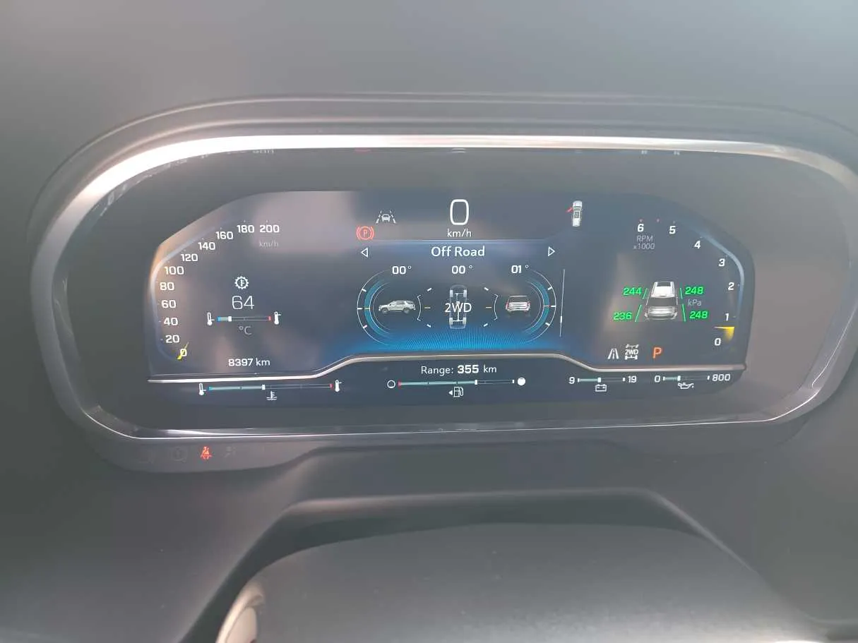 Car image 20