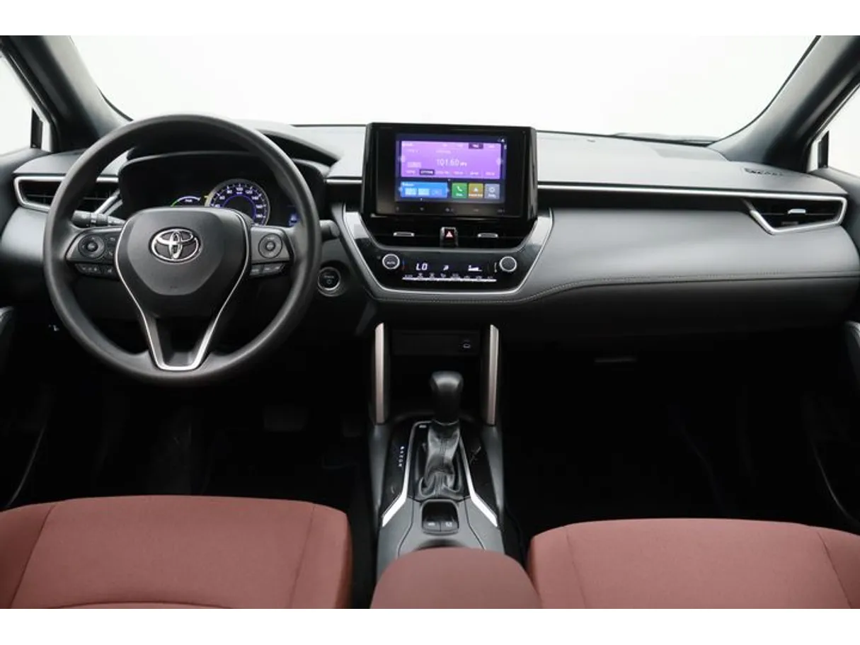 Car image 14
