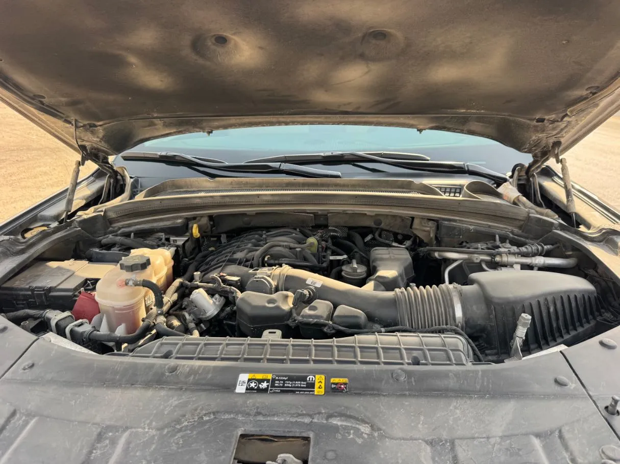 Car image 24